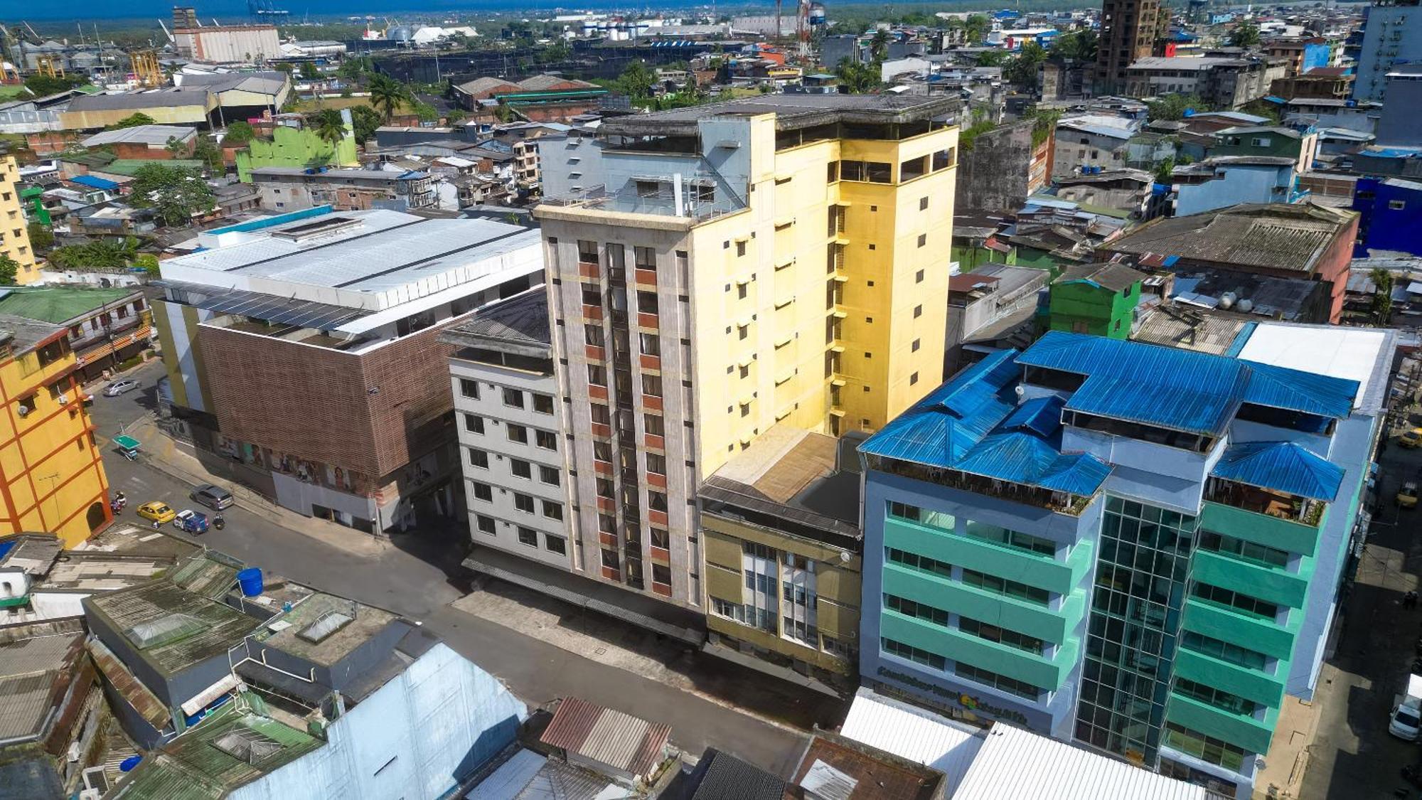 Hotel Steven Buenaventura Bagian luar foto