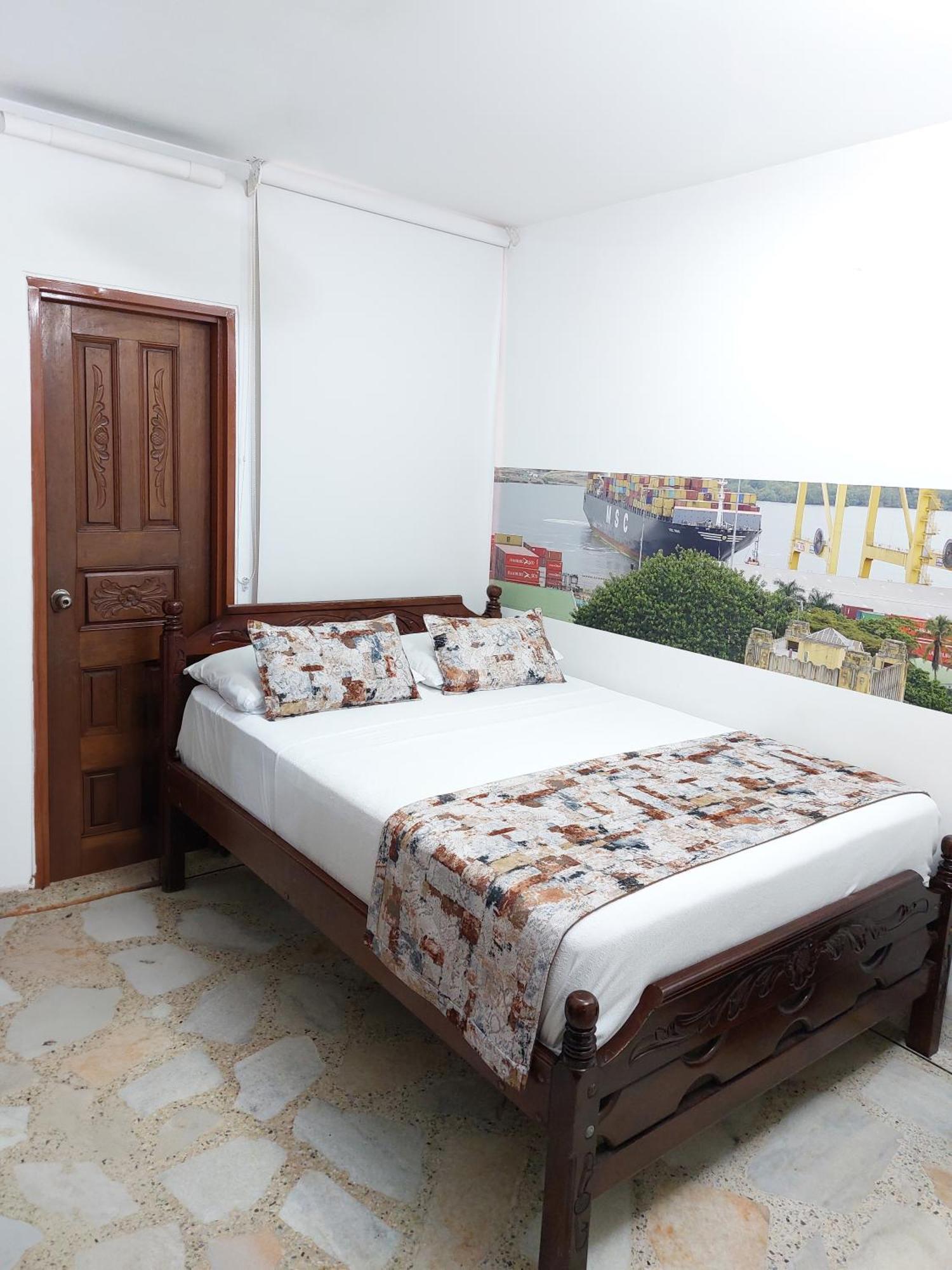 Hotel Steven Buenaventura Bagian luar foto