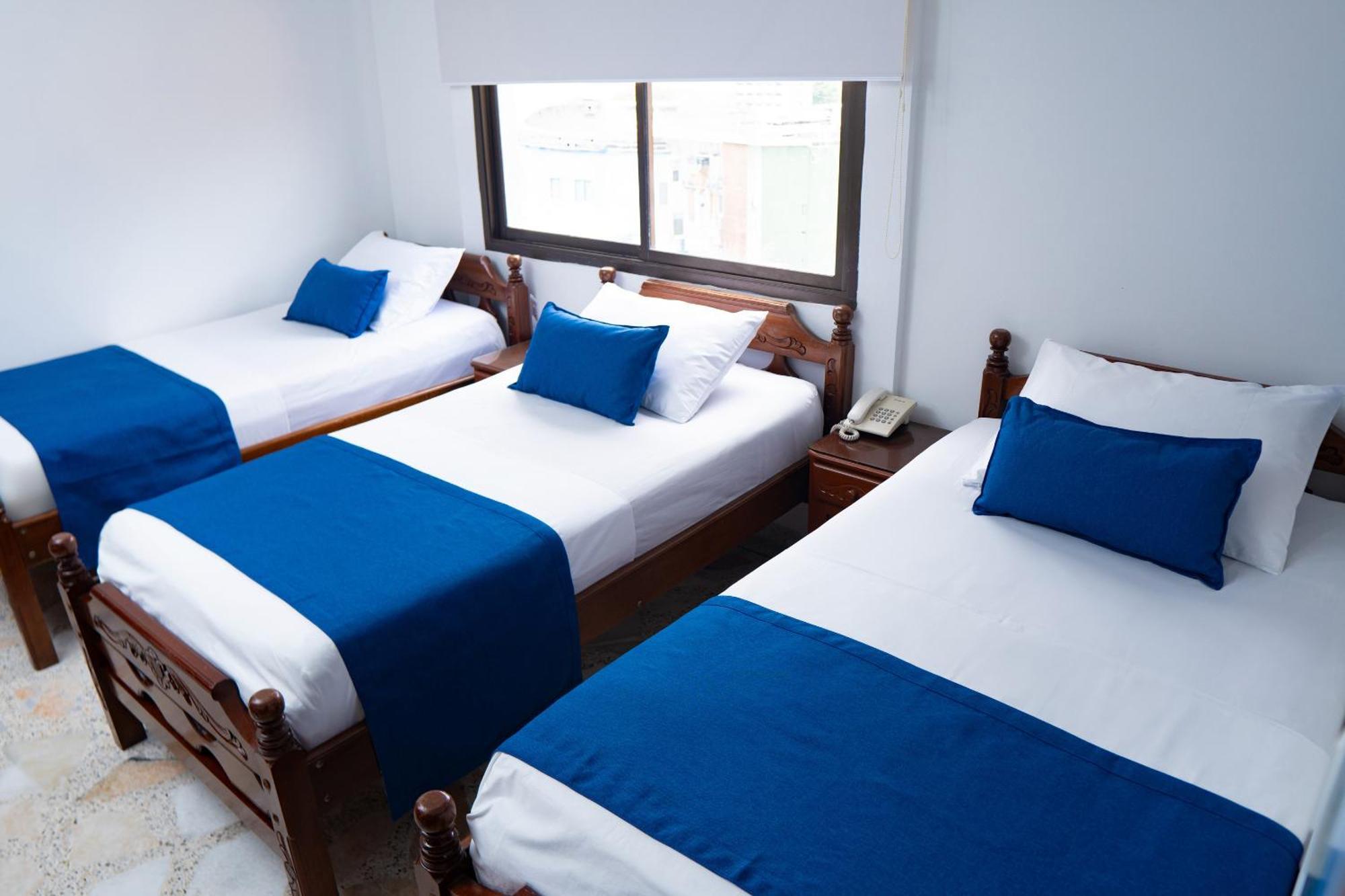 Hotel Steven Buenaventura Bagian luar foto