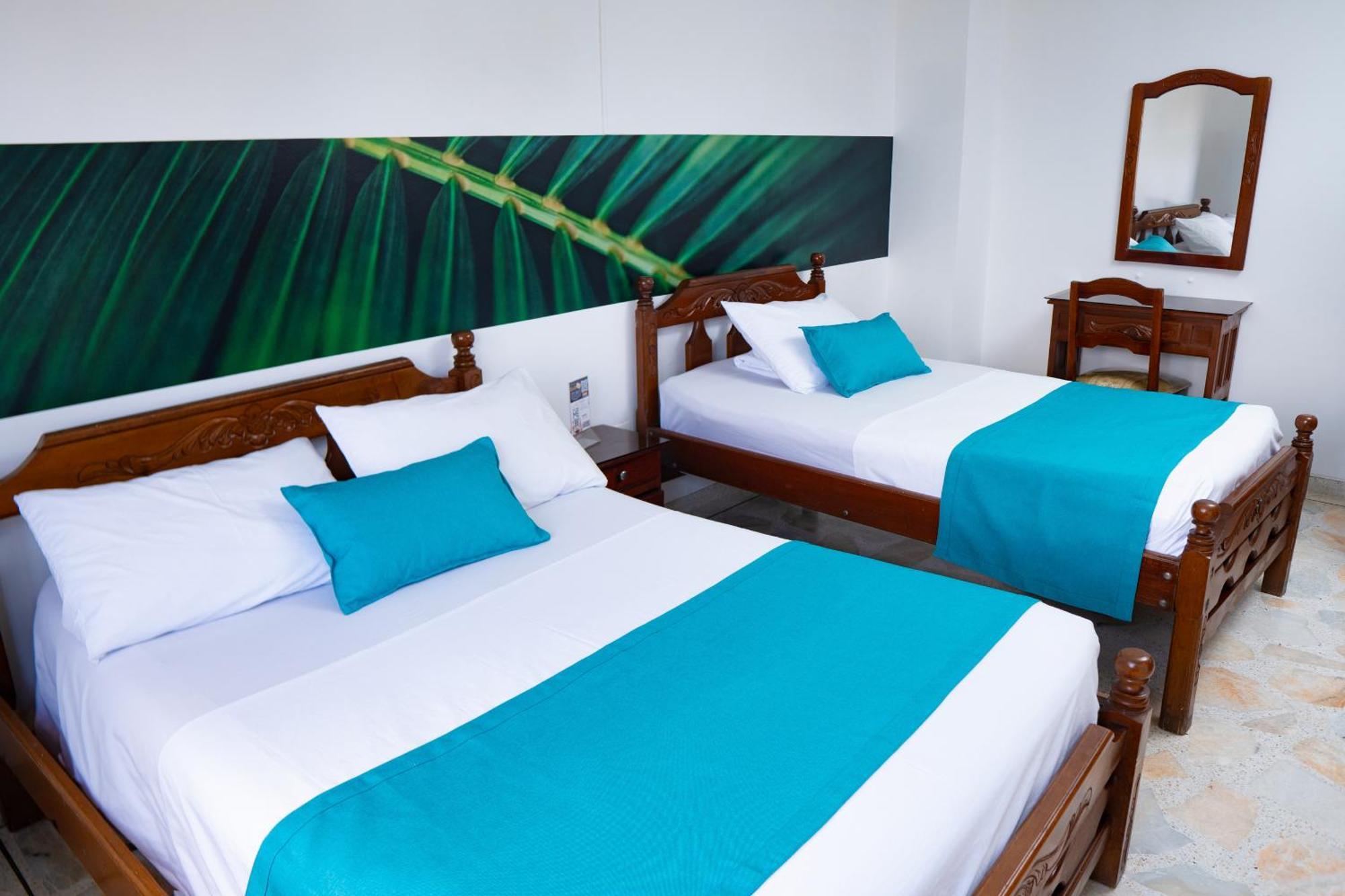Hotel Steven Buenaventura Bagian luar foto