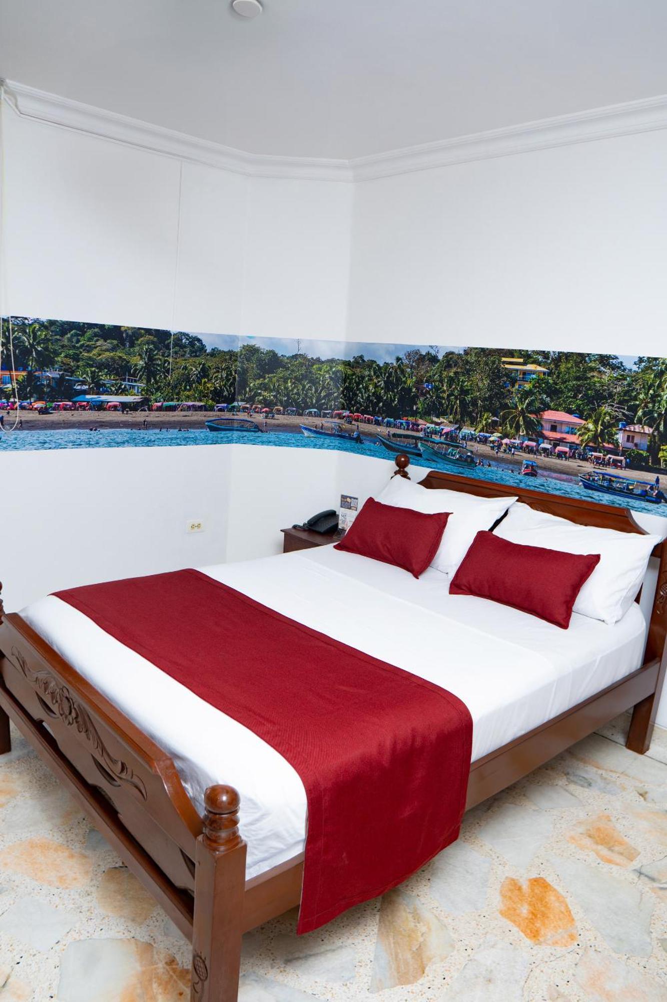 Hotel Steven Buenaventura Bagian luar foto